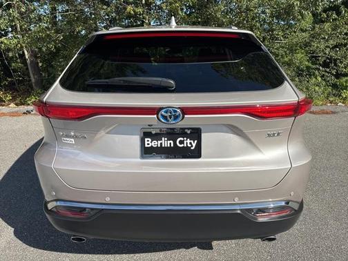 2023 Toyota Venza XLE