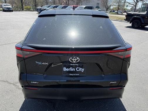 2025 Toyota bZ4X XLE