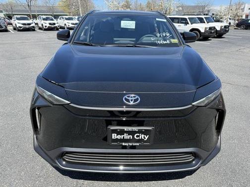 2025 Toyota bZ4X XLE