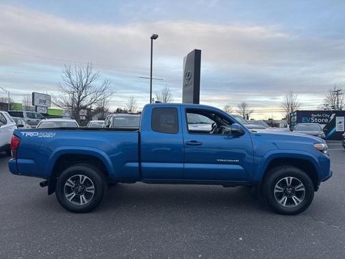 2018 Toyota Tacoma TRD Sport