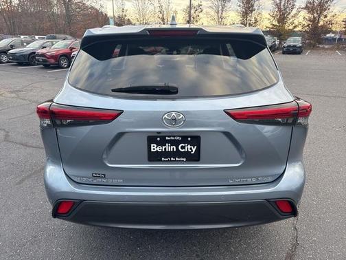 2023 Toyota Highlander Limited
