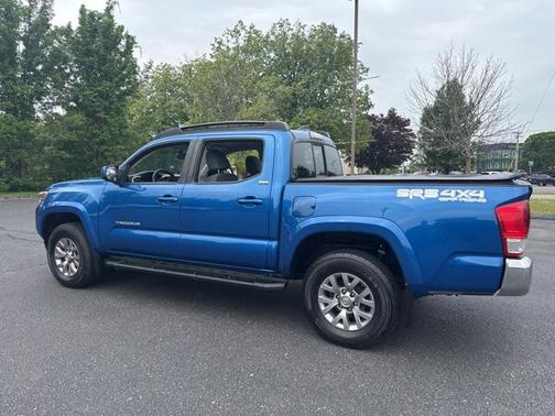 2017 Toyota Tacoma SR5