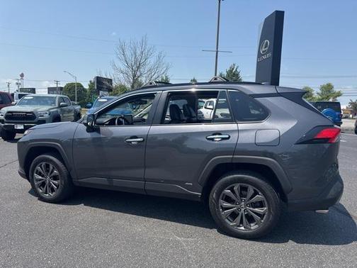 2022 Toyota RAV4 Hybrid Limited