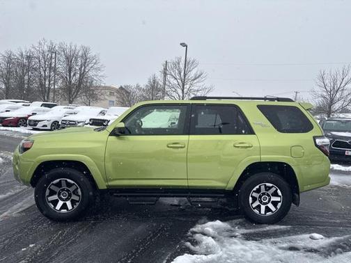 2023 Toyota 4Runner TRD Off Road