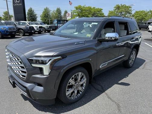 2025 Toyota Sequoia SR5