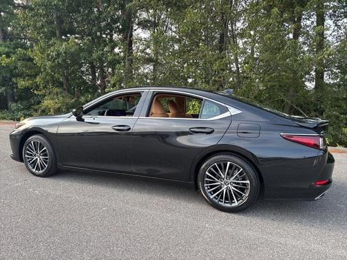 2025 Lexus ES 350 Premium