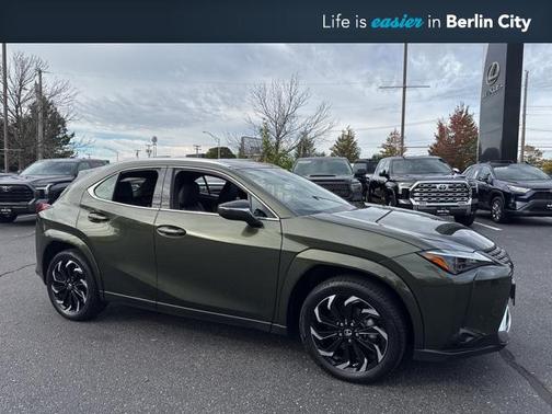 2023 Lexus UX 250h Base