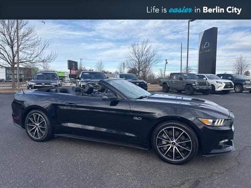 2017 Ford Mustang GT Premium