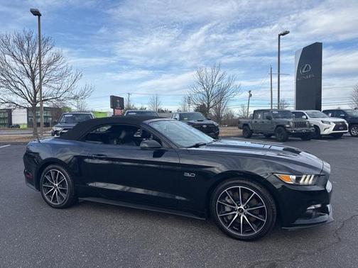 2017 Ford Mustang GT Premium