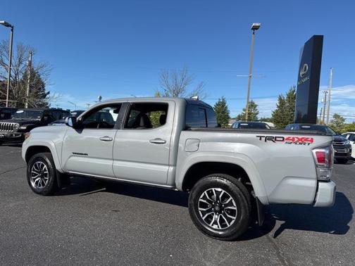 2020 Toyota Tacoma TRD Sport
