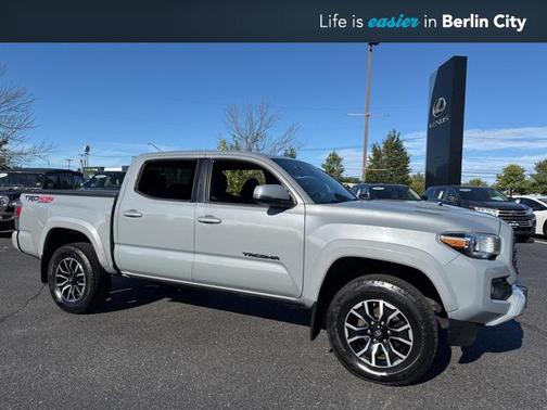 2020 Toyota Tacoma TRD Sport