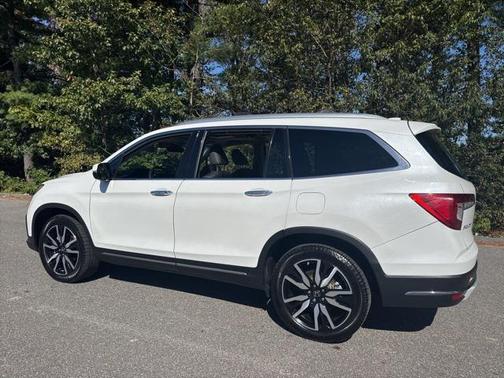 2020 Honda Pilot Touring 8-Passenger