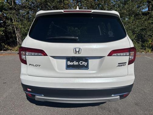 2020 Honda Pilot Touring 8-Passenger