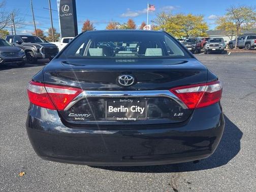 2017 Toyota Camry LE