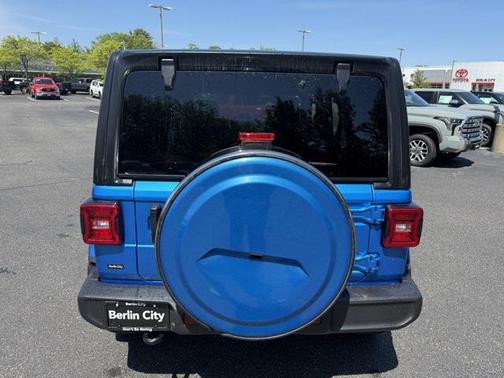 2022 Jeep Wrangler Unlimited Sahara