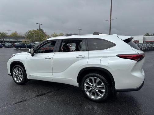 2023 Toyota Highlander Hybrid Limited