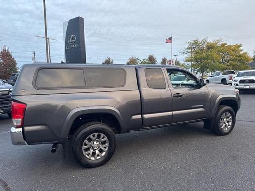 2016 Toyota Tacoma SR5