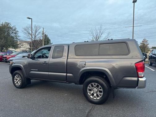 2016 Toyota Tacoma SR5