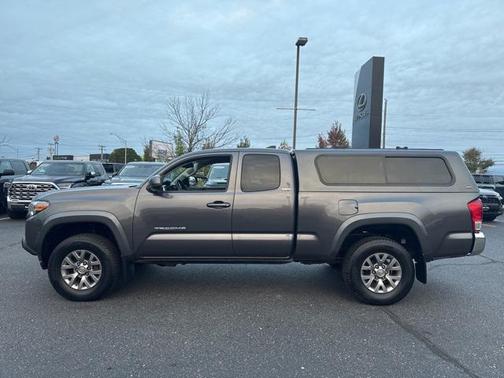 2016 Toyota Tacoma SR5