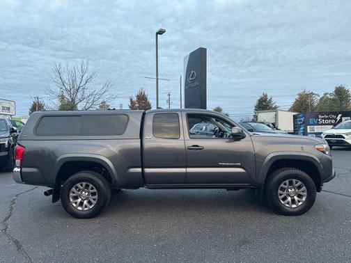 2016 Toyota Tacoma SR5