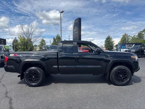 2020 Toyota Tacoma SR