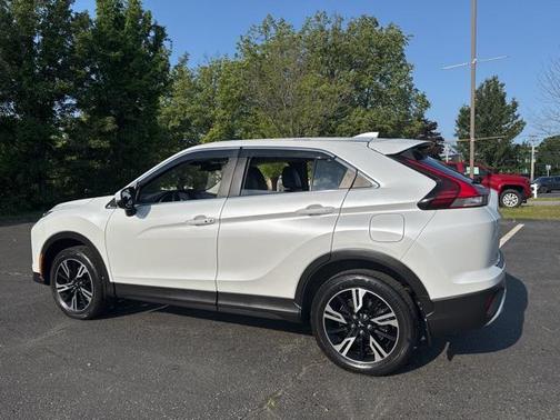 2023 Mitsubishi Eclipse Cross SE