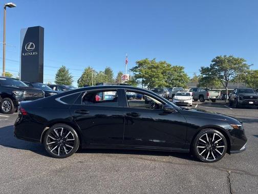 2023 Honda Accord Hybrid Touring