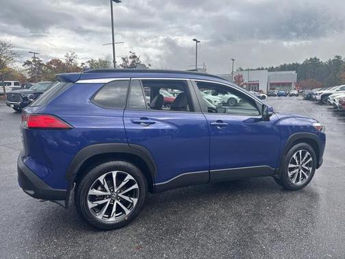 2022 Toyota Corolla Cross XLE