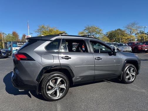 2024 Toyota RAV4 Prime SE