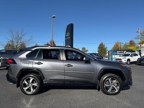 2024 Toyota RAV4 Prime SE