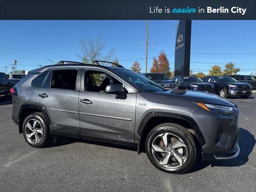 2024 Toyota RAV4 Prime SE