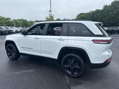 2025 Jeep Grand Cherokee Limited X