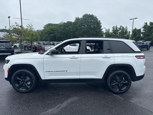 2025 Jeep Grand Cherokee Limited X