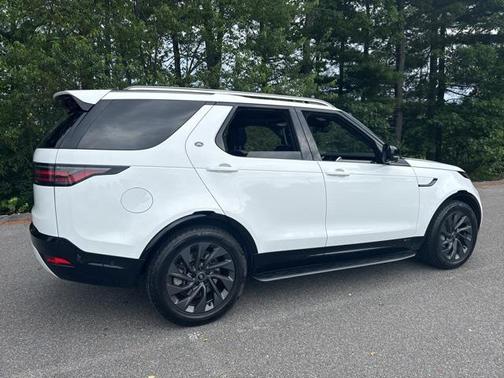 2022 Land Rover Discovery P300 S R-Dynamic