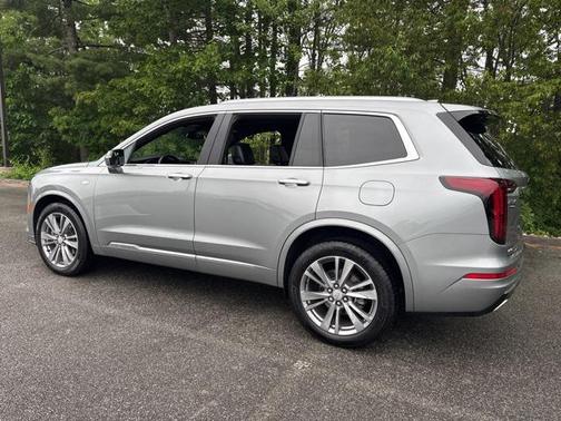 2024 Cadillac XT6 Premium Luxury AWD
