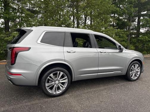 2024 Cadillac XT6 Premium Luxury AWD