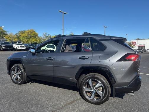 2023 Toyota RAV4 Prime SE