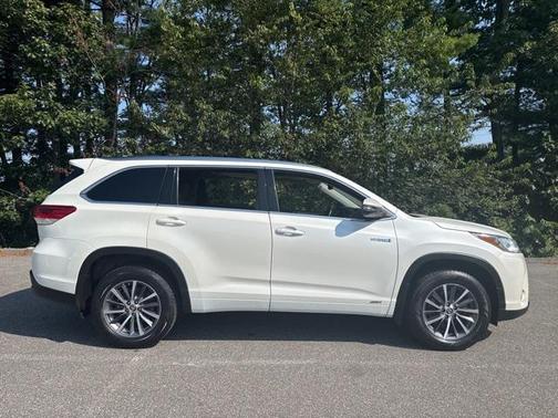2017 Toyota Highlander Hybrid XLE