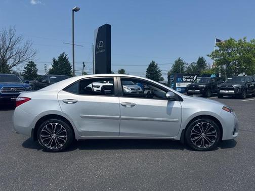 2016 Toyota Corolla S