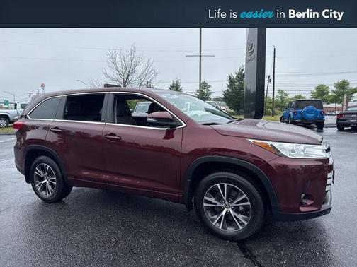 2017 Toyota Highlander LE