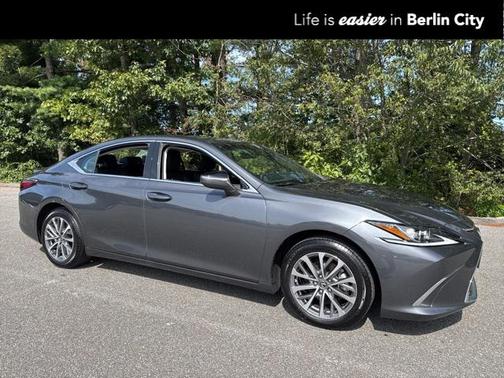 2024 Lexus ES 300h Base