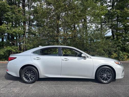 2018 Lexus ES 350 Base
