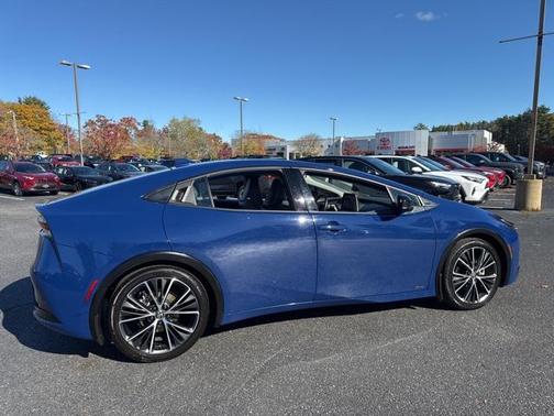 2024 Toyota Prius XLE