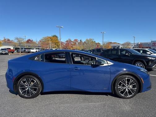 2024 Toyota Prius XLE
