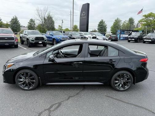 2025 Toyota Corolla SE