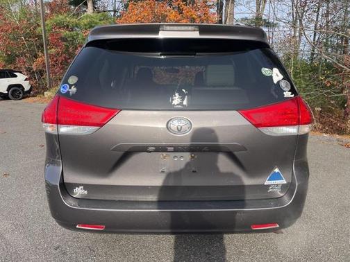 2013 Toyota Sienna XLE