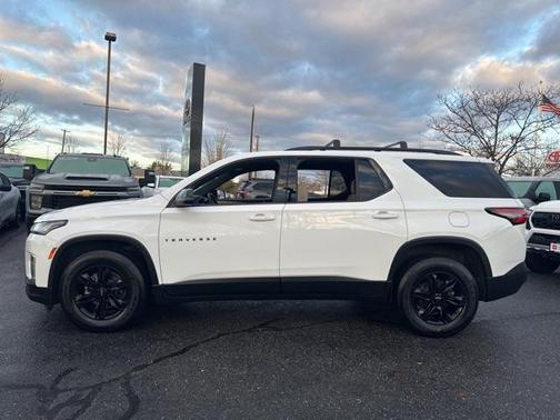 2022 Chevrolet Traverse LS