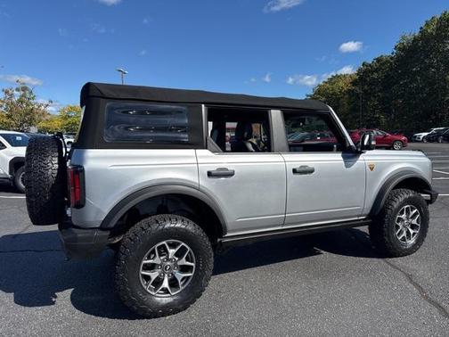 2021 Ford Bronco Badlands