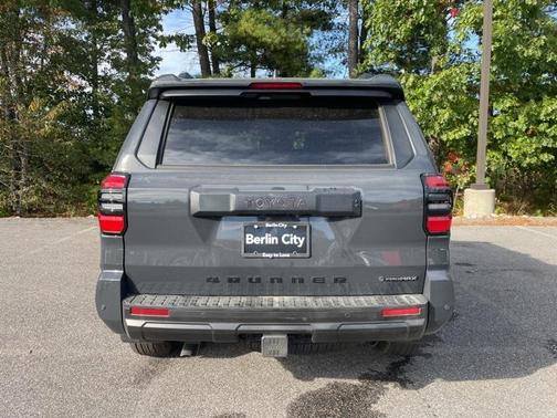 2025 Toyota 4Runner TRD Off Road