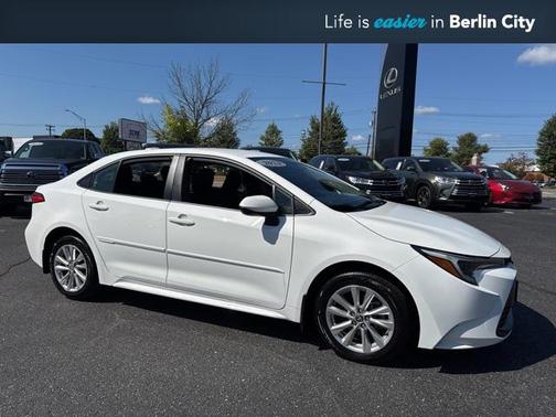 2023 Toyota Corolla Hybrid LE